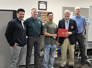 Support Group Presents Educational Awards at Highline College